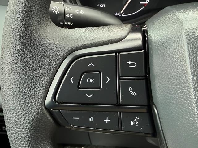 2025 Toyota Sienna LE FWD 8-Passenger