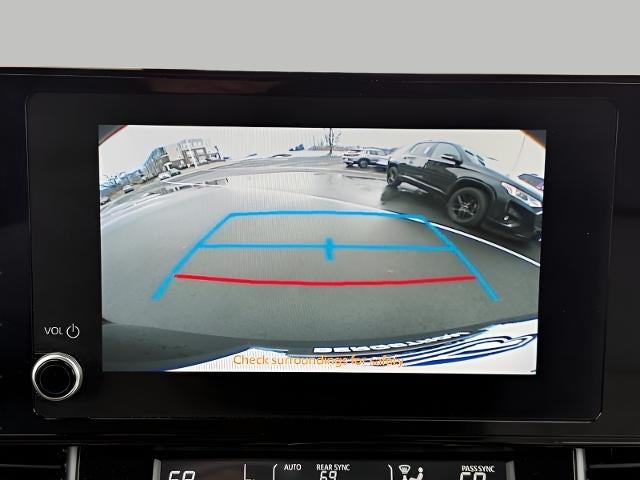 2025 Toyota Sienna LE FWD 8-Passenger