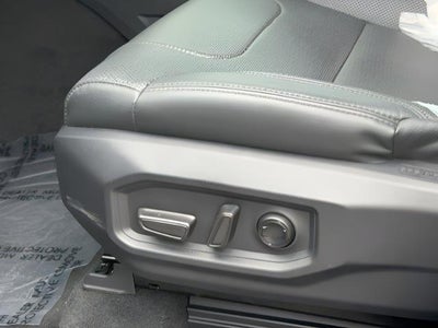 2024 Toyota Tundra Hybrid Limited Hybrid CrewMax 5.5' Bed