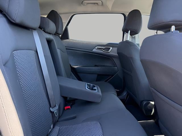 2025 Kia Sportage LX AWD